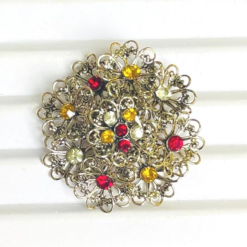 Vtg Filigree Flower Rhinestone Brooch Cluster 3D Flower Open-Work Gold Tone
